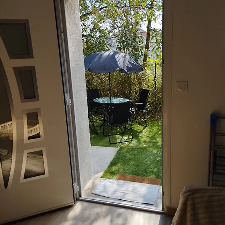 Cosy Et Calme Apartment *